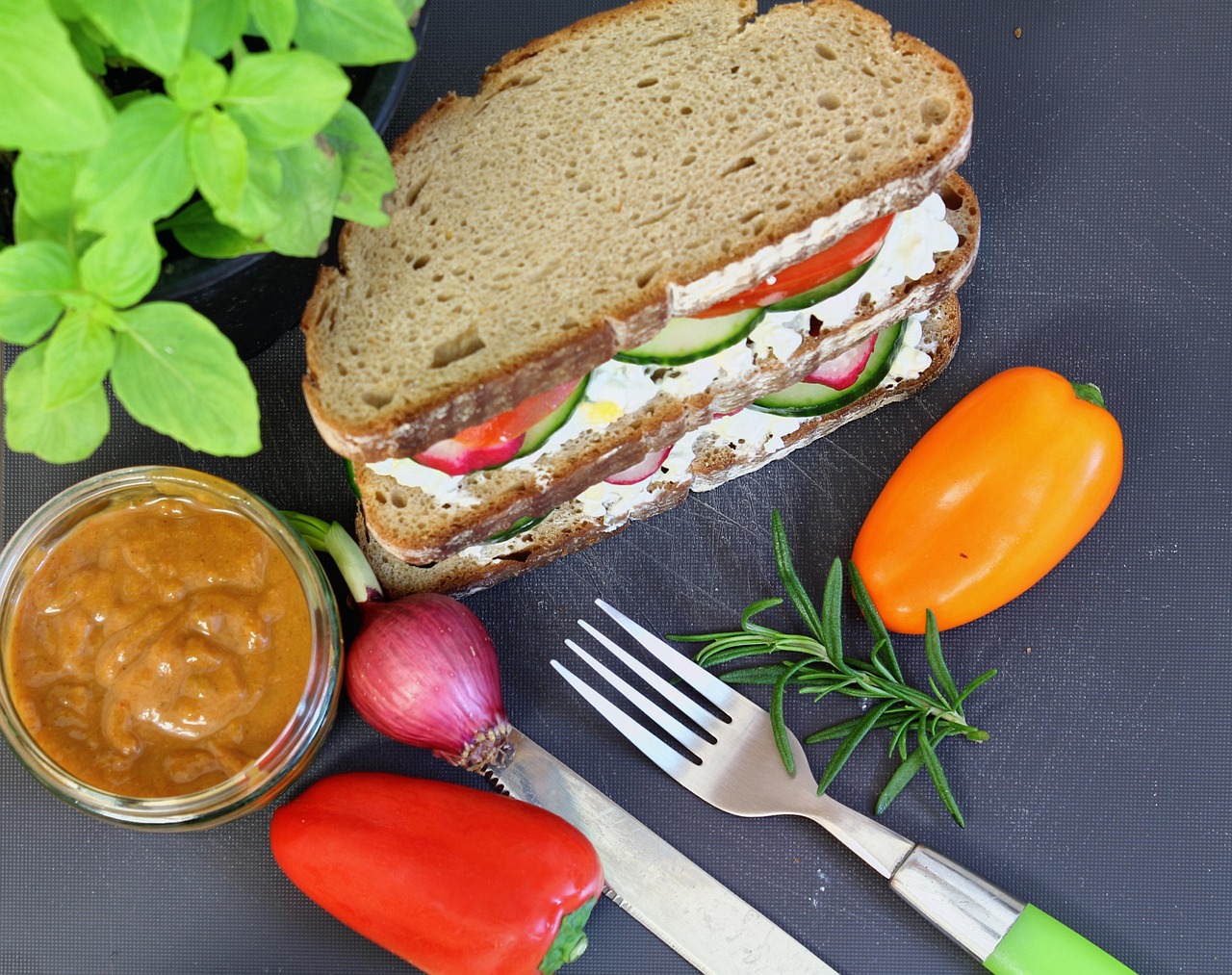 Comment réaliser un menu végétarien complet qui satisfera même les carnivores? découvrez notre menu végétarien savoureux et équilibré, idéal pour une alimentation saine et respectueuse de l'environnement.